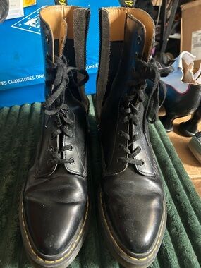 Dr Martens Alex 10